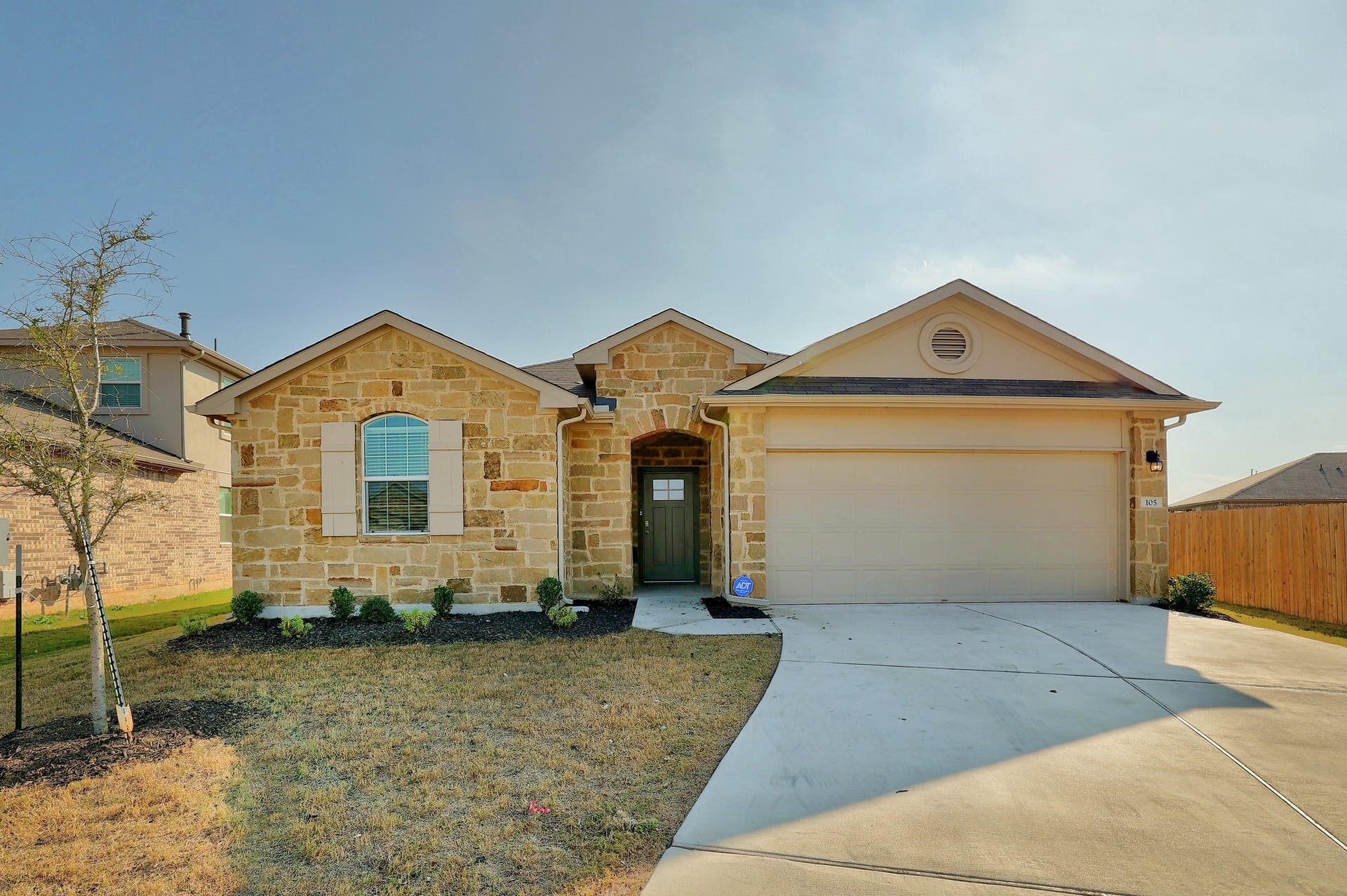 105 Brunnen Way Georgetown, TX 78626 - Photo 1 of 28