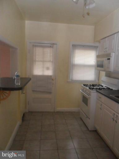 1613 Shadyside Road Baltimore, MD 21218 - Photo 5 of 11 Kitchen