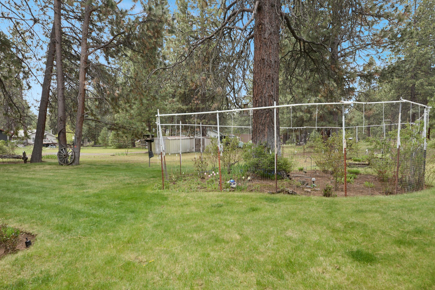 18943 Baker Road Bend, OR 97702 - Photo 22 of 29 23
