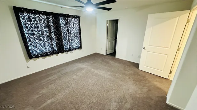 $1,850 | 7933 Whisper Words Avenue, Las Vegas, NV 89113