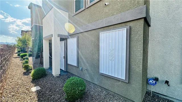 $1,850 | 7933 Whisper Words Avenue, Las Vegas, NV 89113