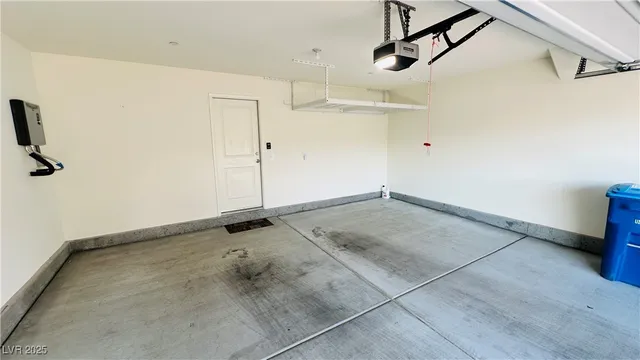 $1,850 | 7933 Whisper Words Avenue, Las Vegas, NV 89113