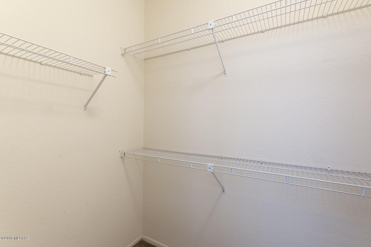 923 East Royal Oak Road Tucson, AZ 85755 - Photo 13 of 25