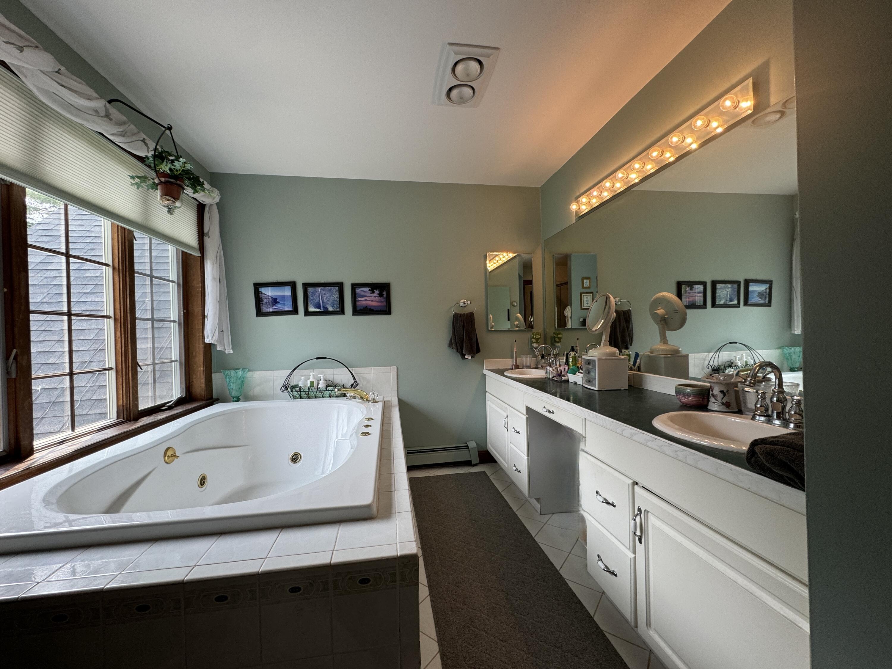 649 Church Road Bangor, ME 04401 - Photo 43 of 79 Double Vanities