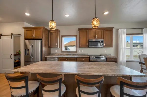 $464,900 | 2125 Fox Point Court, De Pere, WI 54115
