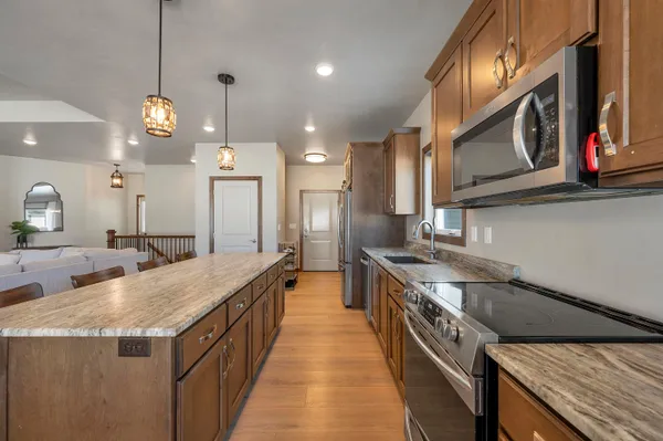 $464,900 | 2125 Fox Point Court, De Pere, WI 54115