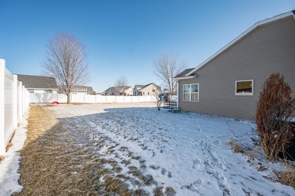 $464,900 | 2125 Fox Point Court, De Pere, WI 54115