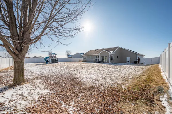 $464,900 | 2125 Fox Point Court, De Pere, WI 54115