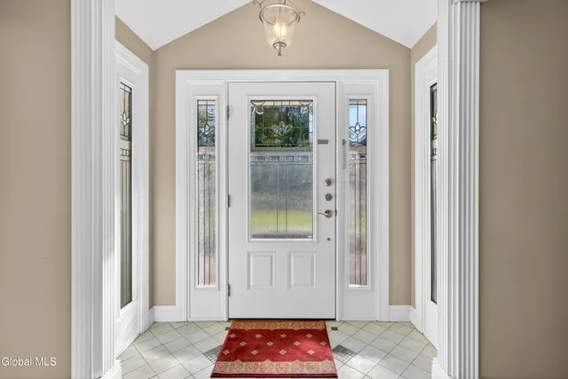 $699,800 | 91 Darroch Road, Bethlehem, NY 12054