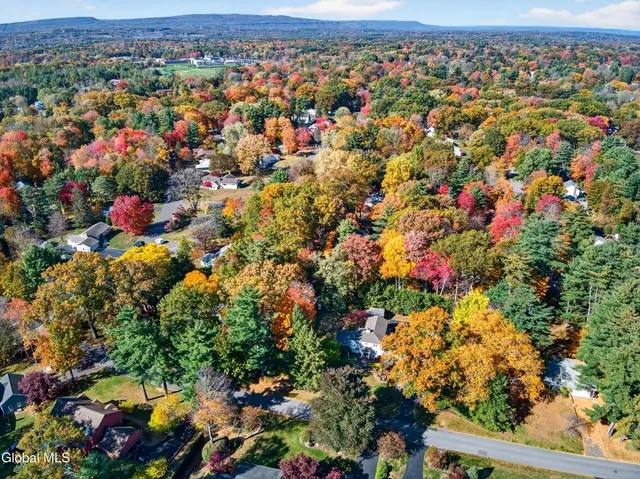 $699,800 | 91 Darroch Road, Bethlehem, NY 12054