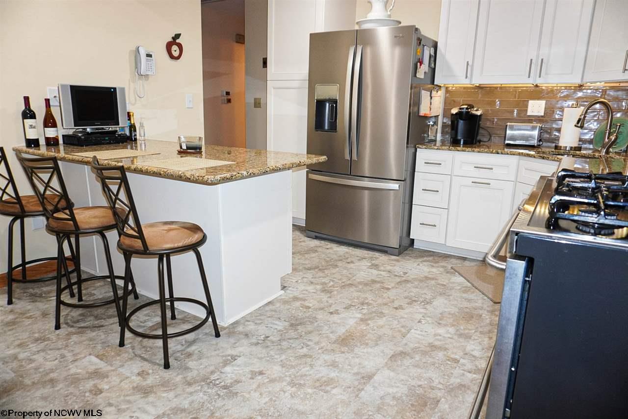 137 Ridgeway Drive Bridgeport, WV 26330 - Photo 15 of 28 Gallery Image 15