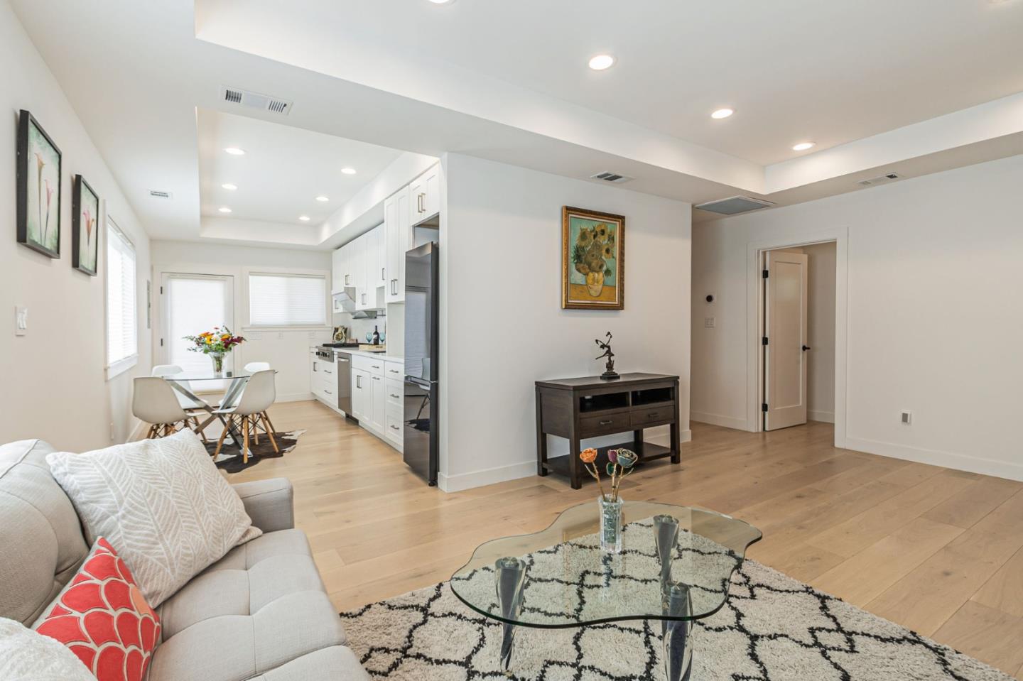 225 South Mathilda Avenue Sunnyvale, CA 94086 - Photo 6 of 27