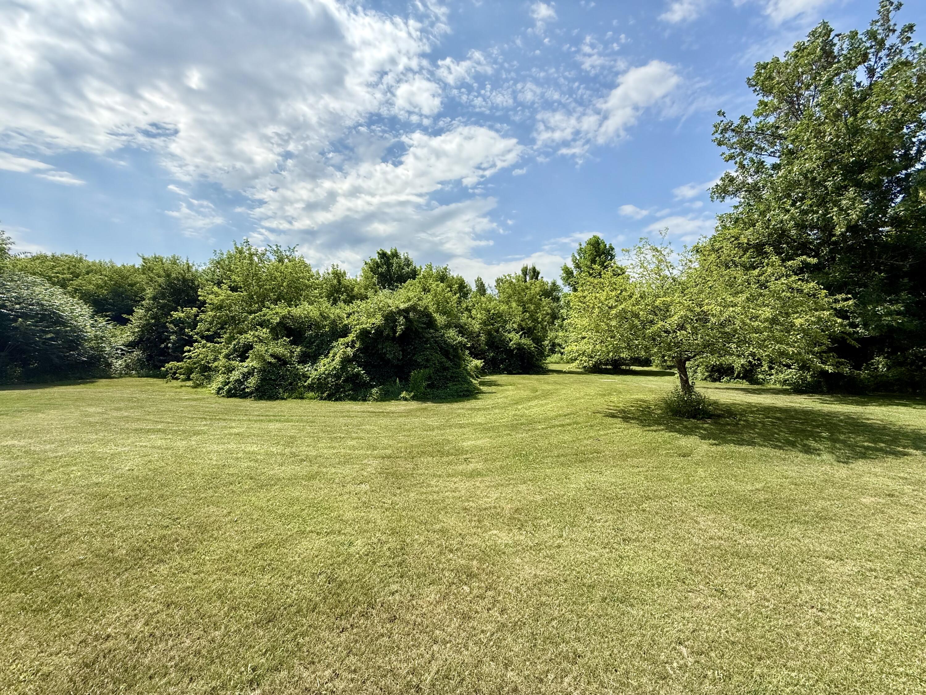 679 Telegraph Road Peru, NY 12972 - Photo 33 of 41