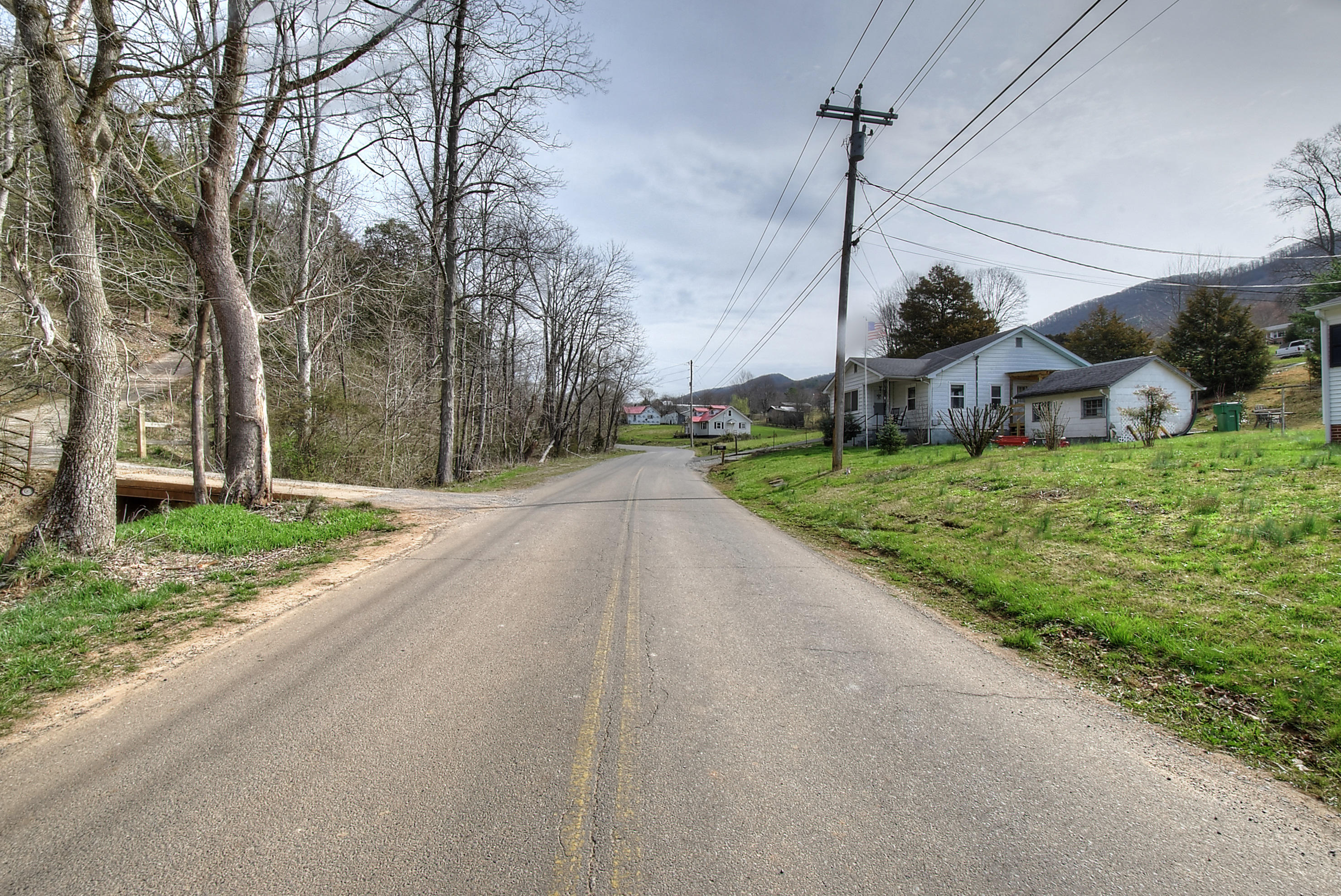 842 Blue Springs Road Elizabethton, TN 37643 - Photo 34 of 35 DSC_0268_69_70_71_72_73