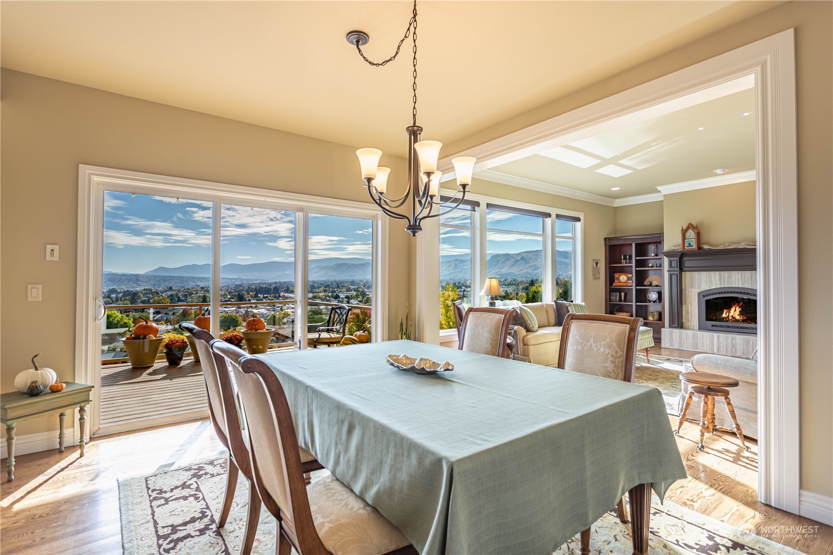 1869 Broadway Place Wenatchee, WA 98801 - Photo 11 of 39