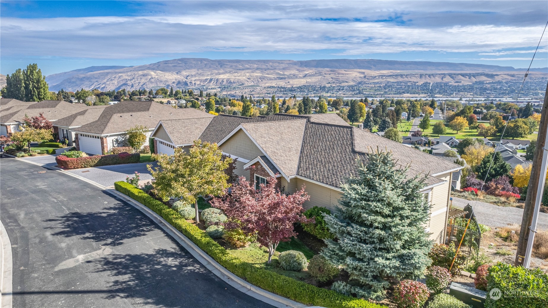 1869 Broadway Place Wenatchee, WA 98801 - Photo 35 of 39