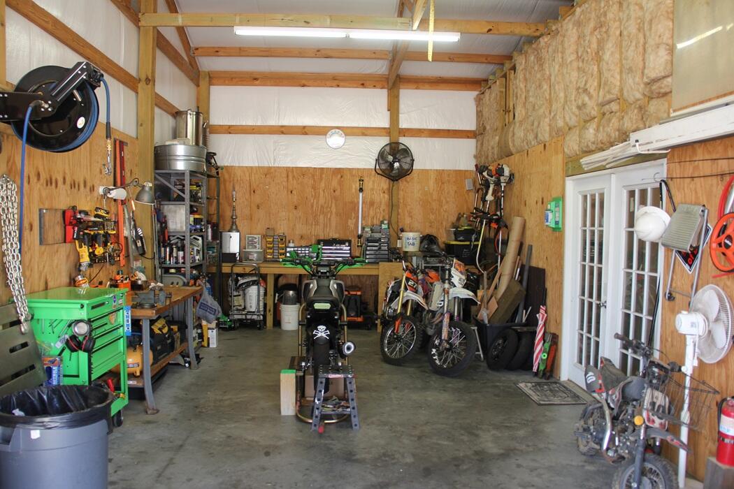 6611 North Road North, SC 29112 - Photo 16 of 46 IMG_9772