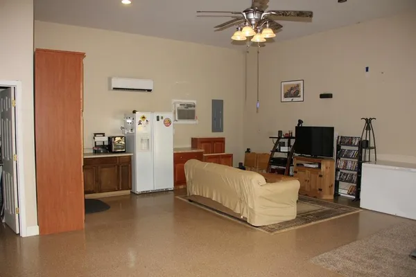 $649,000 | 6611 North Road, North, SC 29112