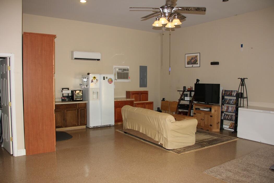 6611 North Road North, SC 29112 - Photo 18 of 46 IMG_9777