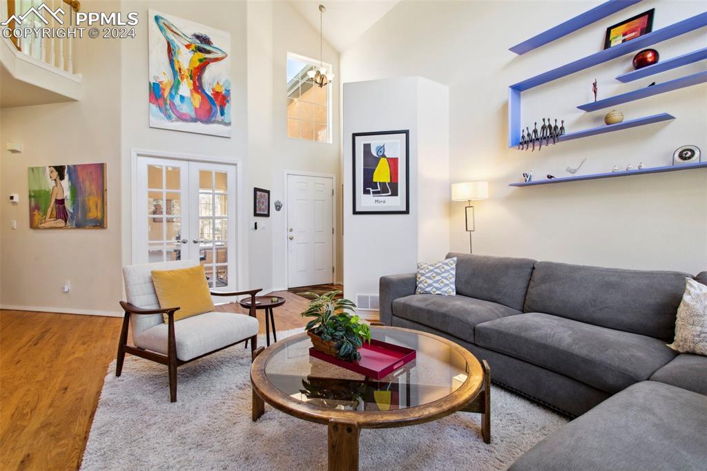 5655 Sonnet Ridge Point Colorado Springs, CO 80918 - Photo 5 of 47 Inviting living room
