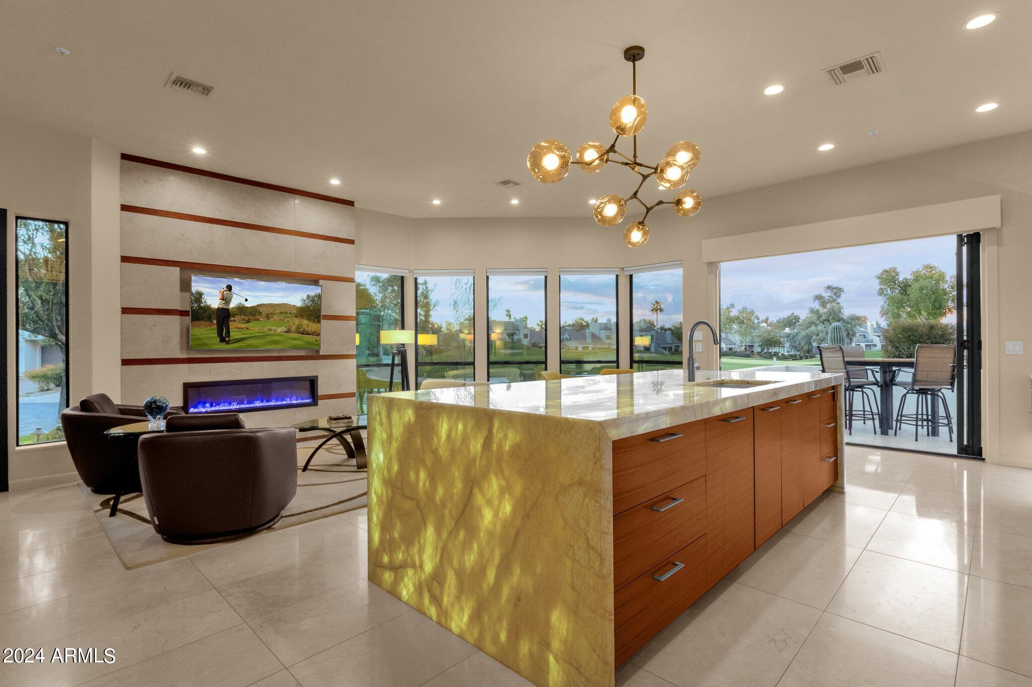 7222 East Gainey Ranch Road, Unit 144 Scottsdale, AZ 85258 - Photo 6 of 41 With Walls Of Windows