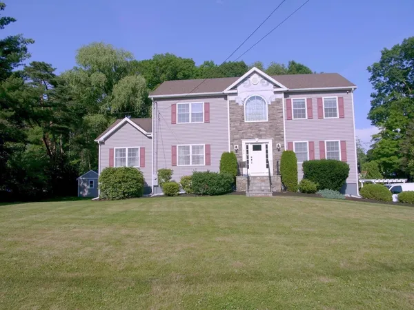$925,000 | 52 Phelps Street, Marlborough, MA 01752