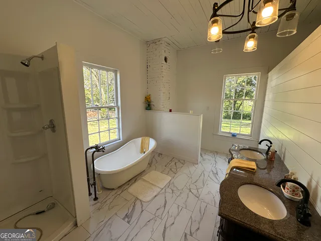 $279,900 | 1318 Lincolnton Highway, Elberton, GA 30635