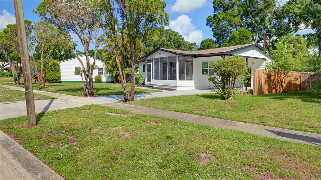 8110 Diagonal Road North St. Petersburg, FL 33702 - Photo 48 of 55
