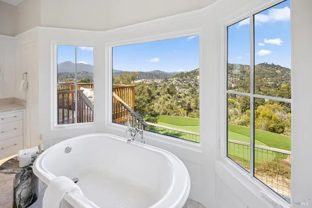 $6,995,000 | 1 Highland Avenue, San Rafael, CA 94901