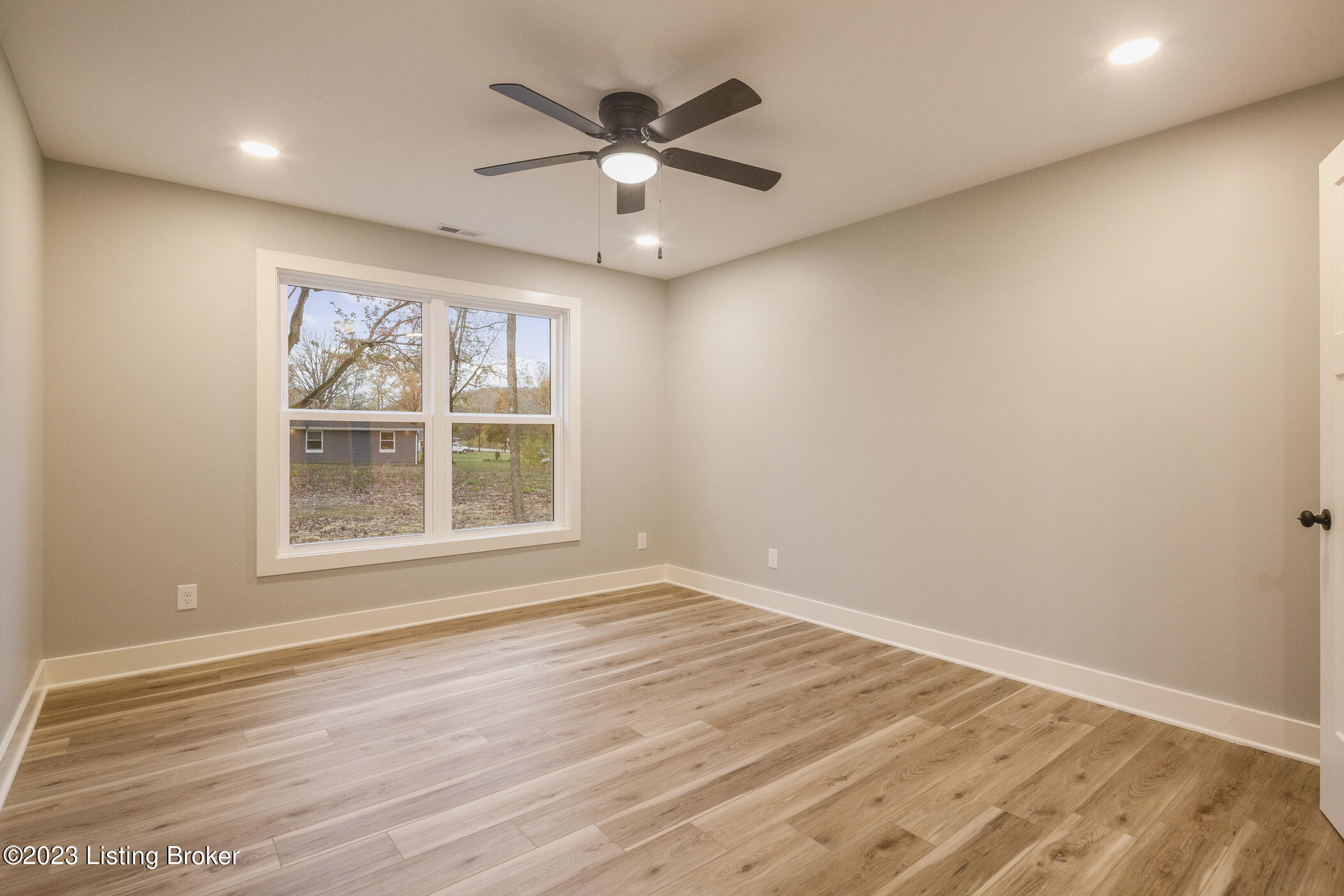 2002 Granger Road Fairdale, KY 40118 - Photo 22 of 55 33