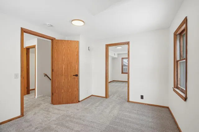 $299,000 | 1981 Minnehaha Avenue East, St. Paul, MN 55119