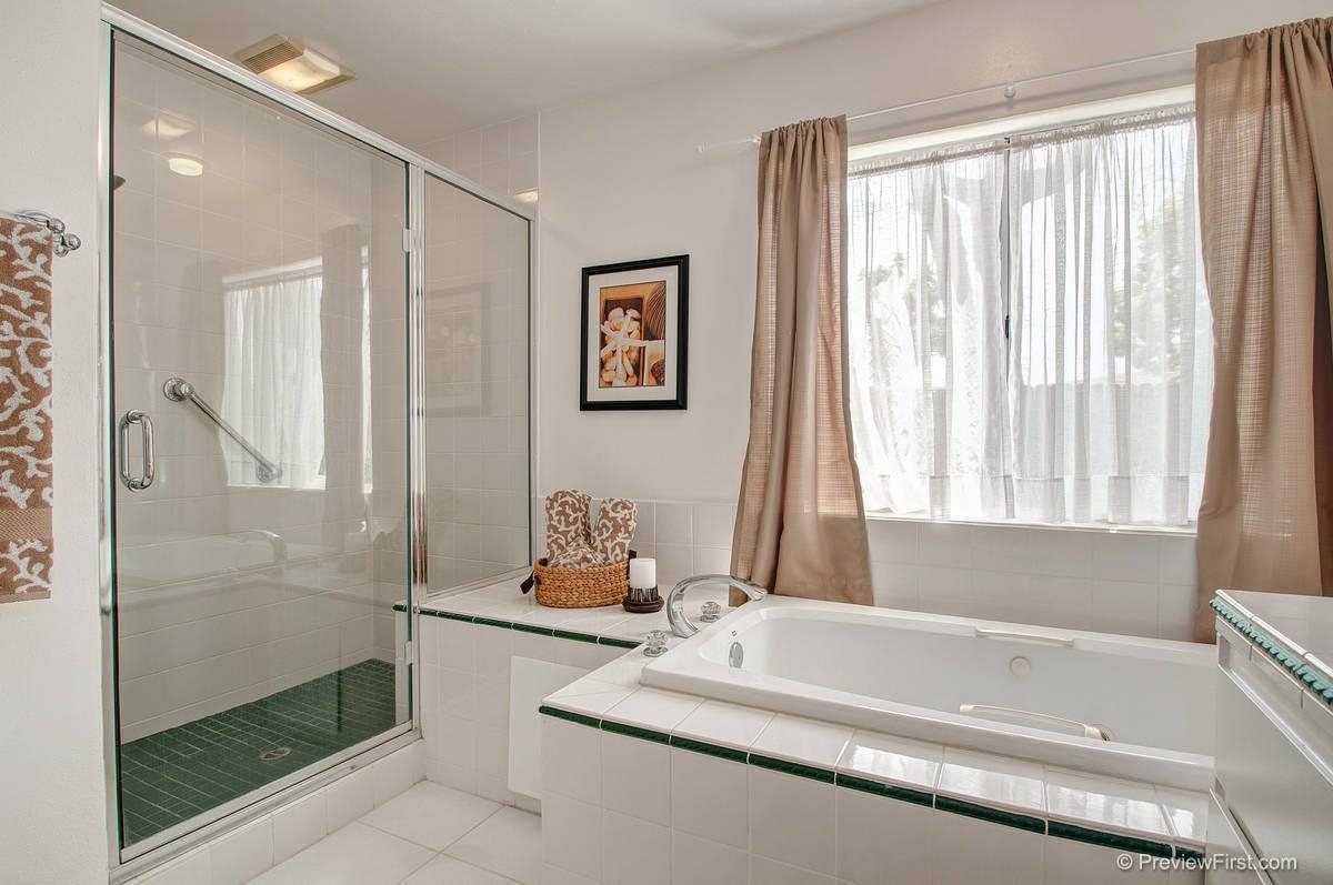 1627 Mapleleaf Court Encinitas, CA 92024 - Photo 12 of 25 Spacious Master Bath