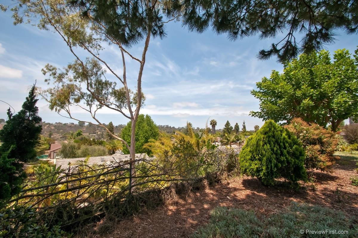 1627 Mapleleaf Court Encinitas, CA 92024 - Photo 16 of 25 Panoramic Westerly Views
