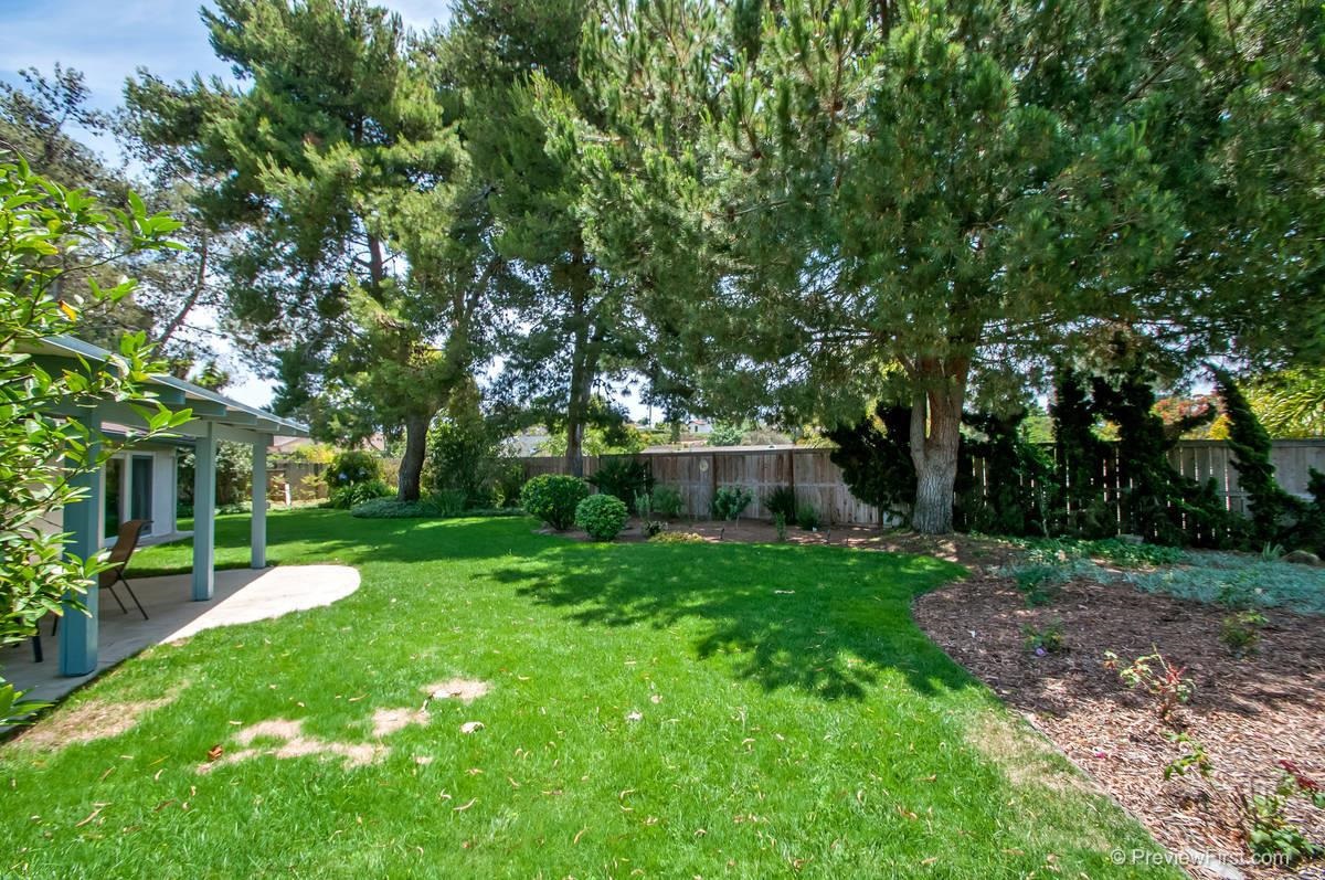 1627 Mapleleaf Court Encinitas, CA 92024 - Photo 17 of 25 Gallery Image 17