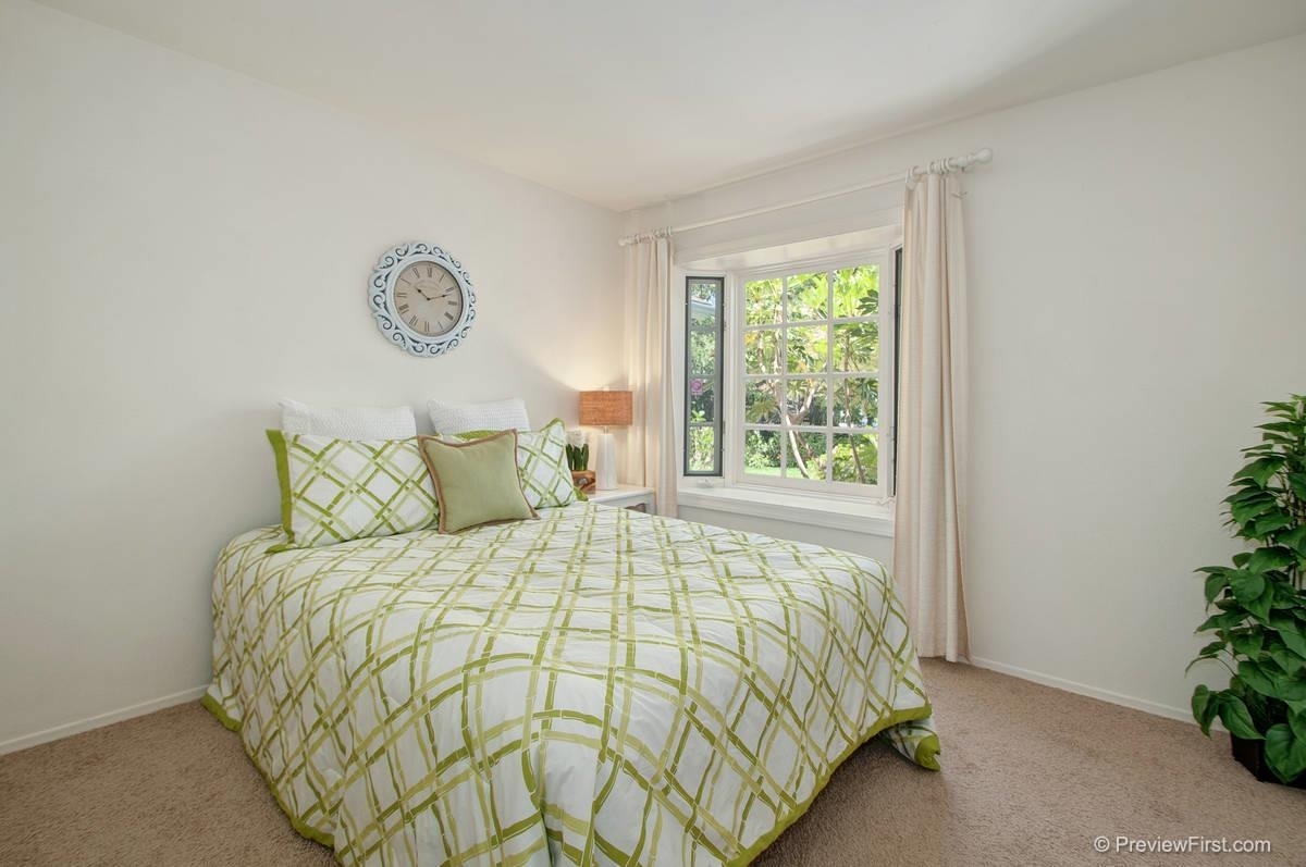 1627 Mapleleaf Court Encinitas, CA 92024 - Photo 9 of 25 Gallery Image 9