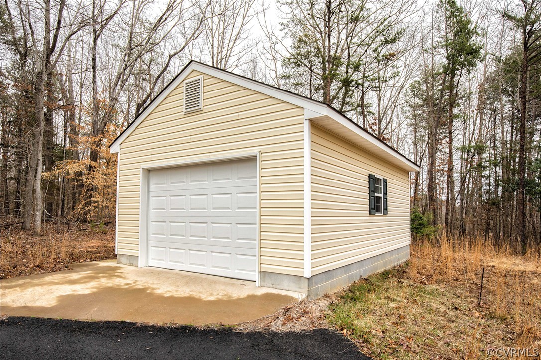 522 Deep Run Road Cartersville, VA 23027 - Photo 2 of 38 Gallery Image 2
