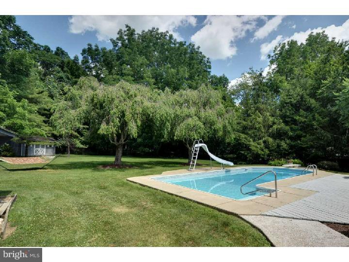 838 Richards Road Wayne, PA 19087 - Photo 4 of 25 View in Back