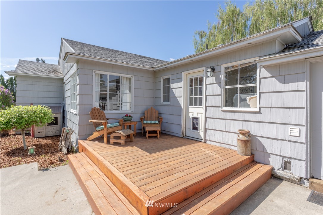 845 North Devon Avenue East Wenatchee, WA 98802 - Photo 16 of 25