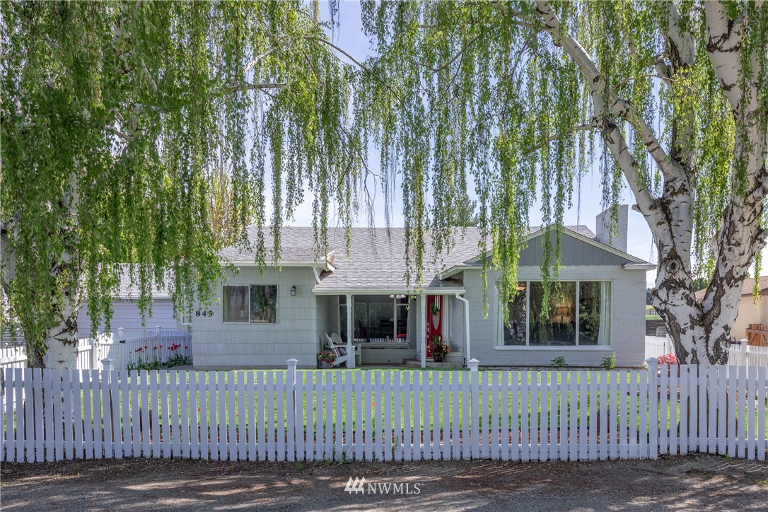 845 North Devon Avenue East Wenatchee, WA 98802 - Photo 20 of 25