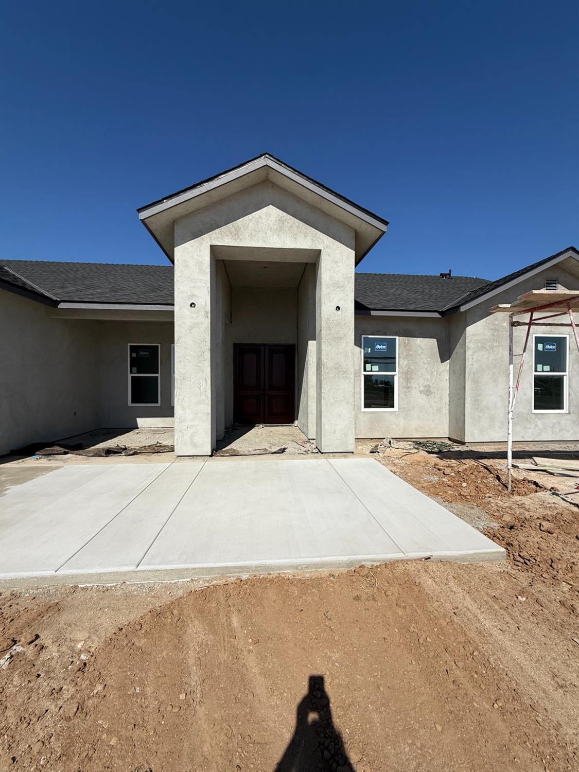 21250 Del Monte Road Madera, CA 93638 - Photo 2 of 17 a view of a house with backyard space