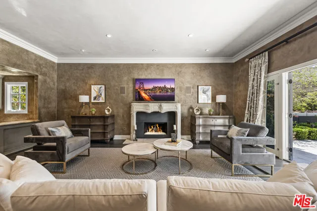 $30,000 | 3170 Kings Court, Los Angeles, CA 90077