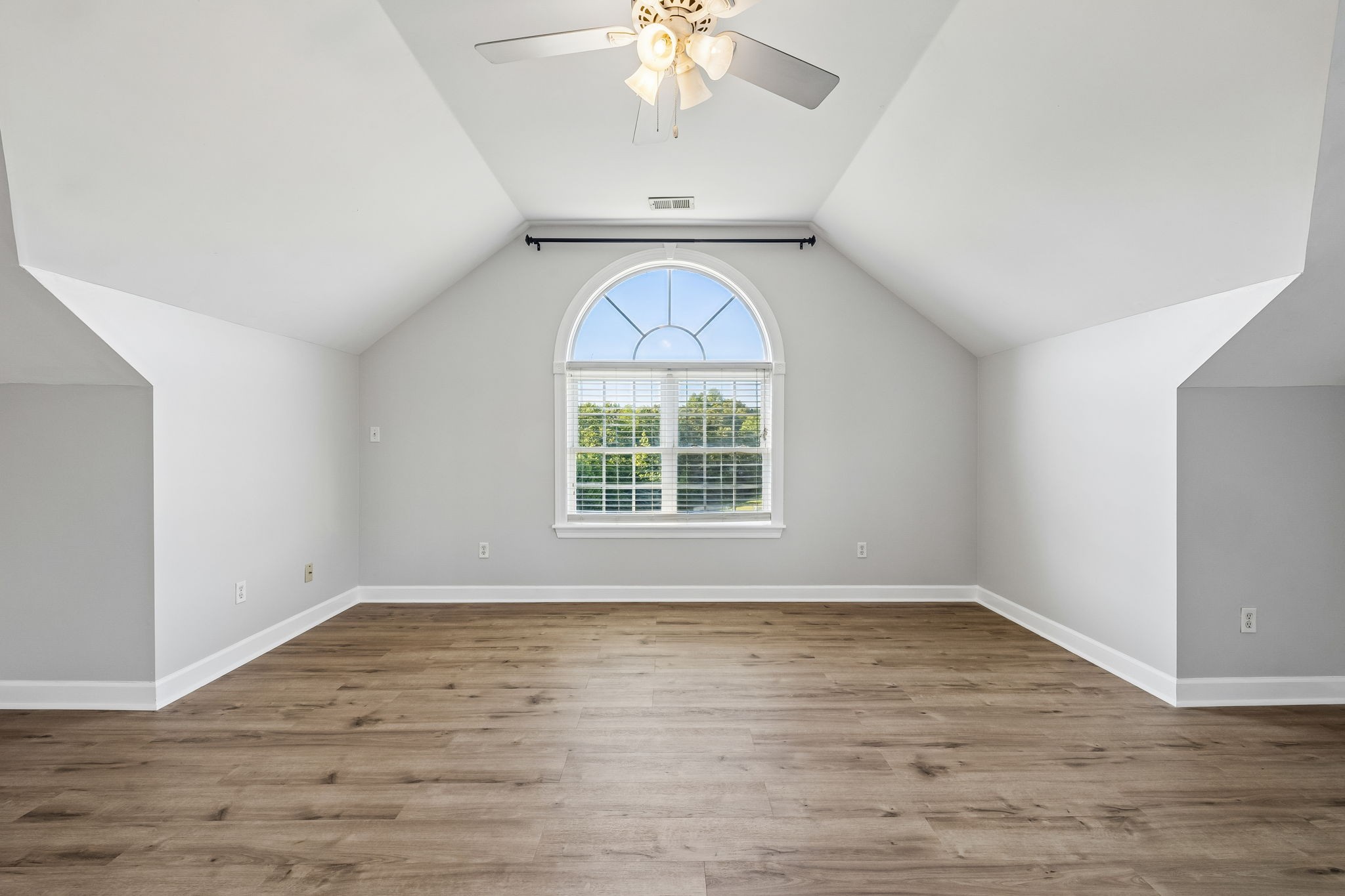100 Heath Road Charlotte, TN 37036 - Photo 33 of 42 wooden floor in an empty room with a window