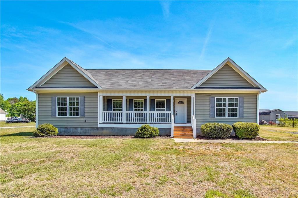 2814 Mebane Rogers Road Burlington, NC 27217 - Photo 1 of 35 Gallery Image 1