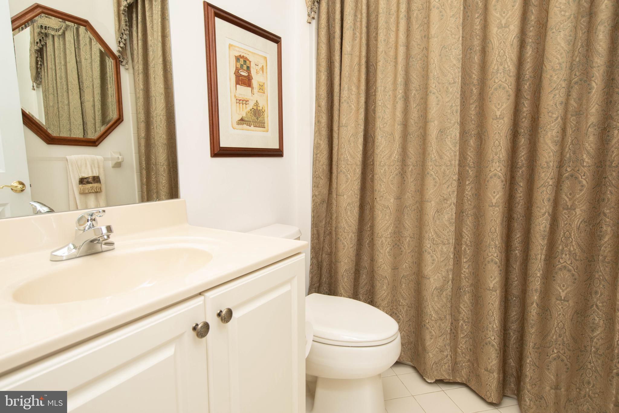 127 Sloan Road Phoenixville, PA 19460 - Photo 23 of 59 Full Bathroom on Main Floor