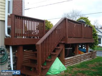 302 Pershing Boulevard Shillington, PA 19607 - Photo 3 of 11