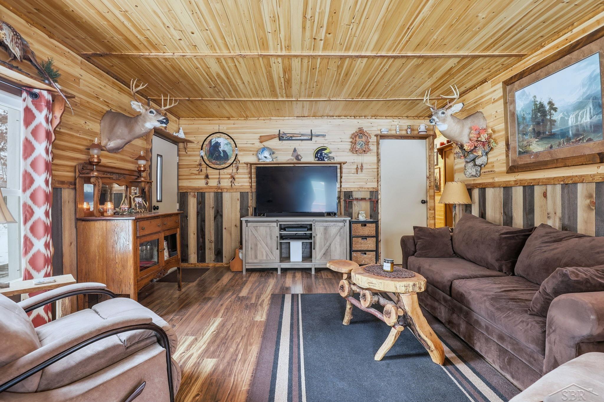 6786 Keystone Road Turner, MI 48765 - Photo 5 of 28 Gallery Image 5