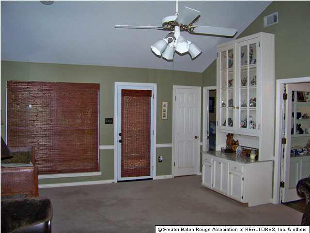 8450 Marcel Avenue Baton Rouge, LA 70809 - Photo 3 of 8 Gallery Image 3