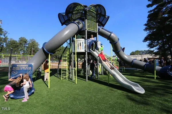 $428,800 | 526 Middleton Court, Sanford, NC 27330