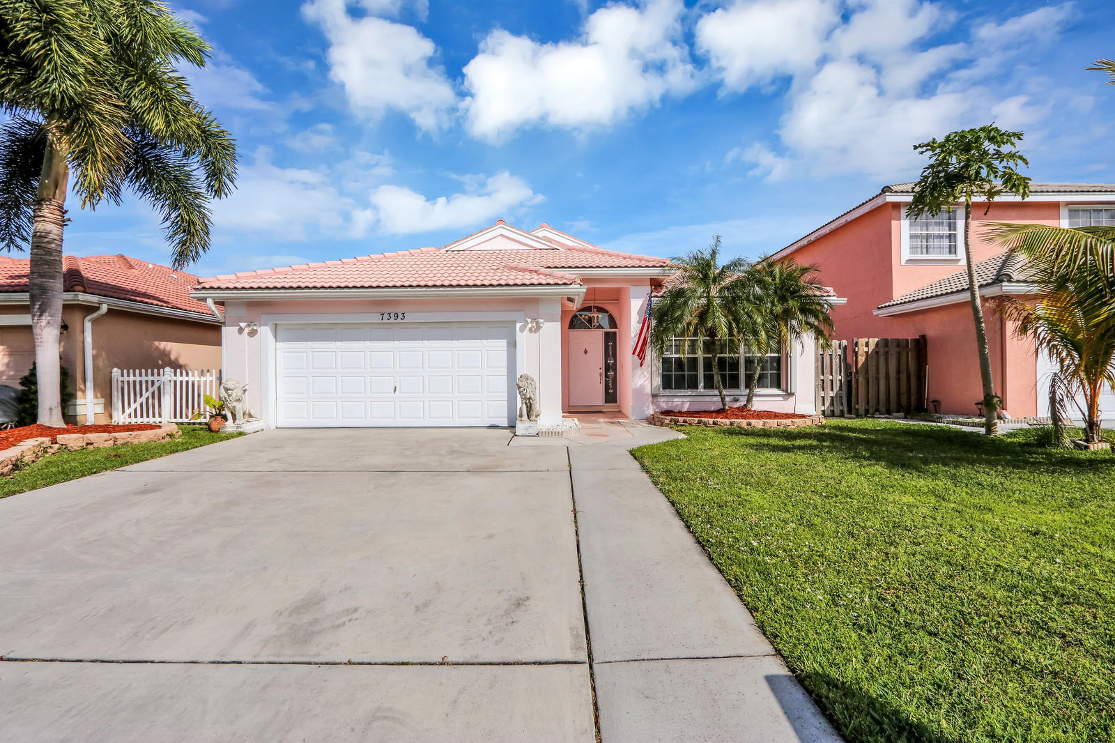 7393 Michigan Isle Road Lake Worth, FL 33467 - Photo 1 of 36 01_Image_2_of_26_mls