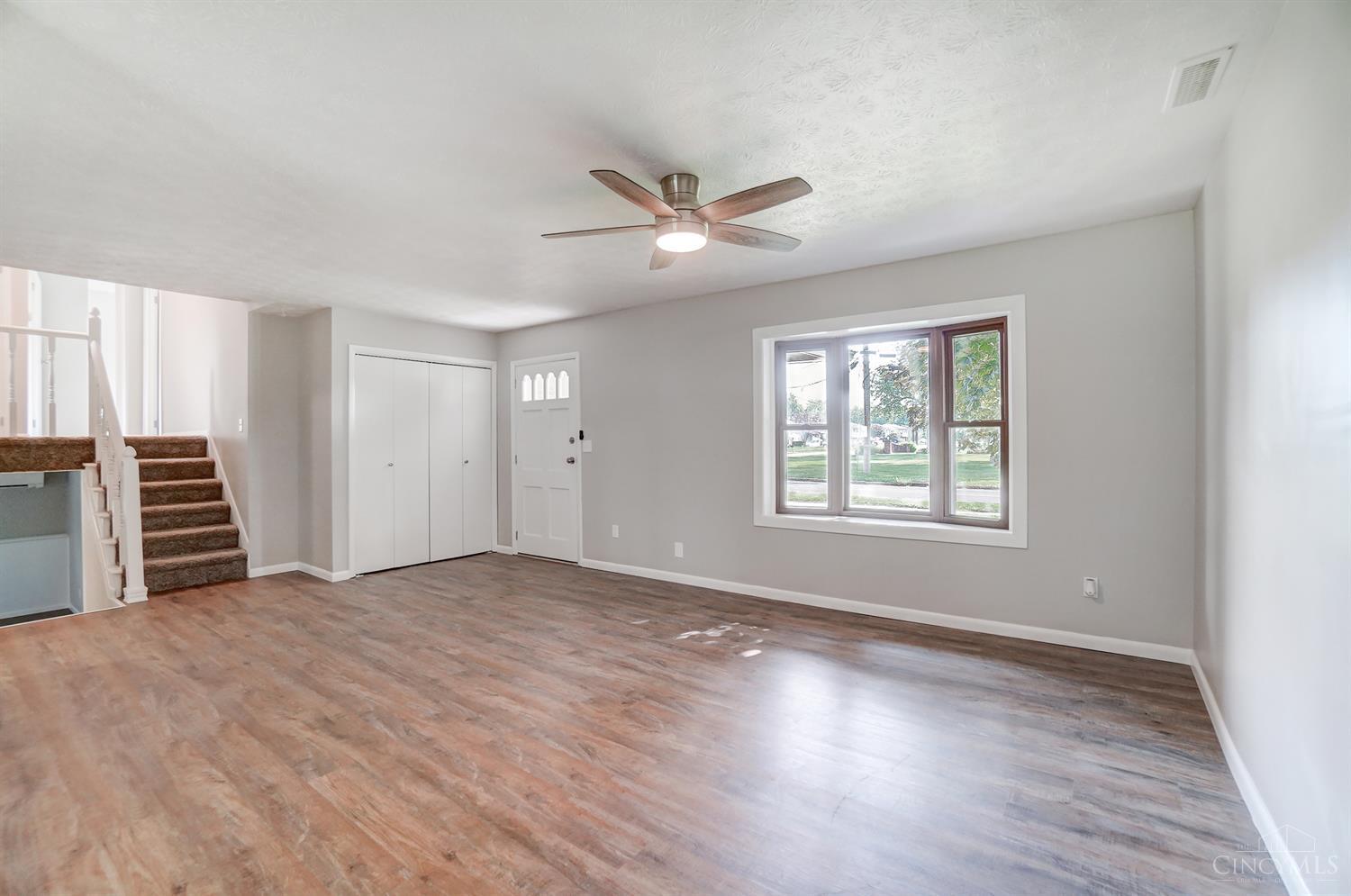 10683 West Road Harrison, OH 45030 - Photo 4 of 37 Gallery Image 4